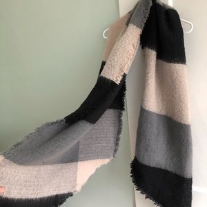 Brand new with tags Express Blanket Scarf